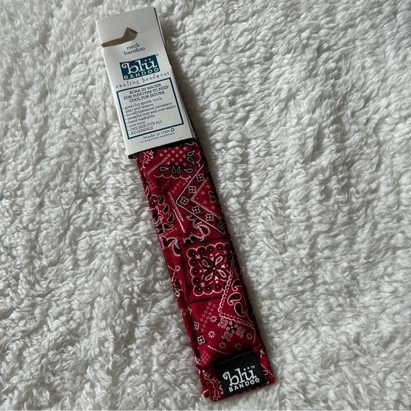 Blü Bandoo Neck Bandoo Cooling Headwear NEW - Picture 1 of 3